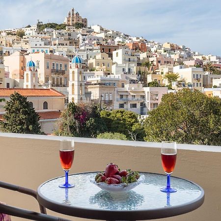 Iliada Hotel Ермополи Екстериор снимка