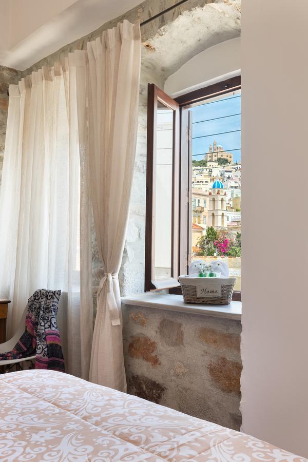 Iliada Hotel Ермополи Екстериор снимка