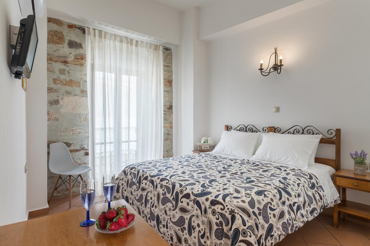 Iliada Hotel Ермополи Екстериор снимка