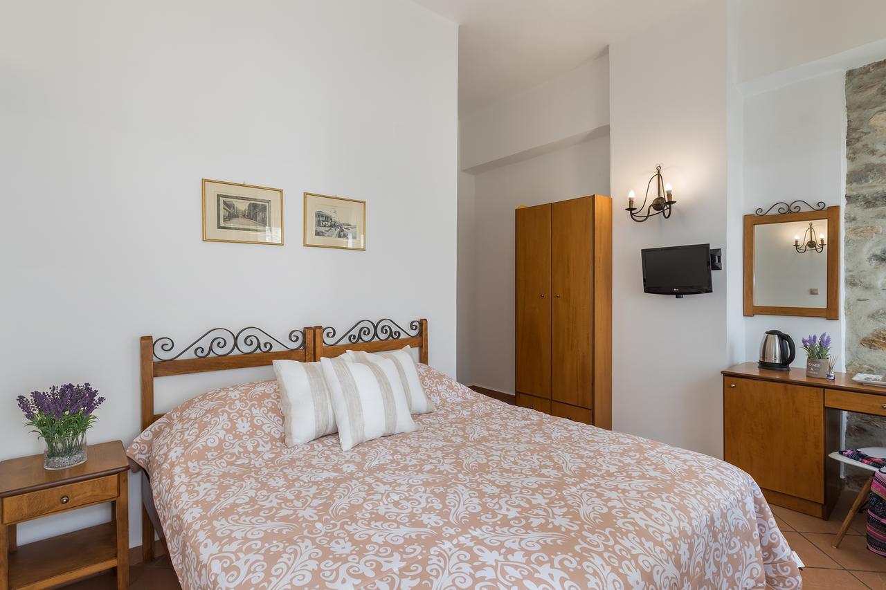 Iliada Hotel Ермополи Екстериор снимка