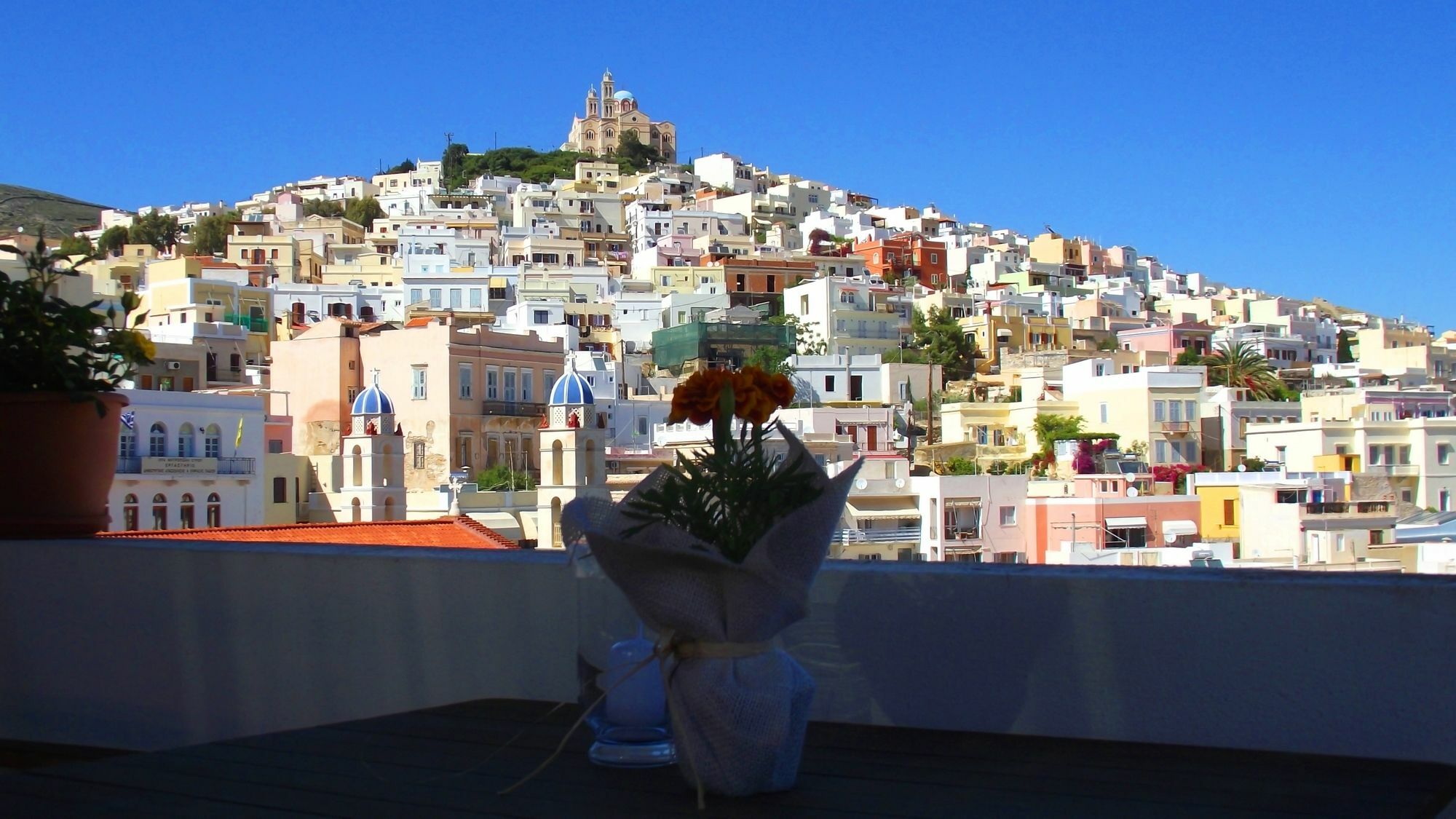 Iliada Hotel Ермополи Екстериор снимка